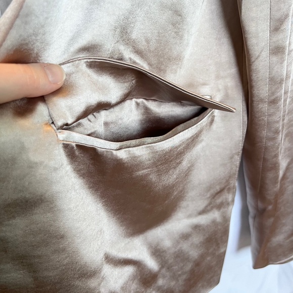 Lulu's Taupe Satin Oversized Blazer - NWT, very oversized - Picture 8 of 9